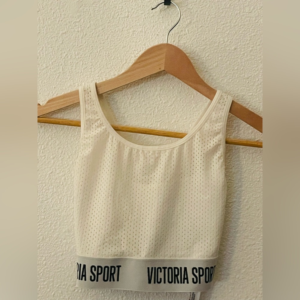 Victoria Sport white mesh sports bra The Player Size Small